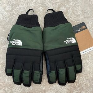 Brand New The North Face Montana Utility Gloves Green Black Touchscreen DryVent